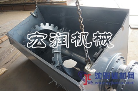 鏟車斗式液壓強(qiáng)制攪拌機(jī)  裝載機(jī)鏟斗攪拌車